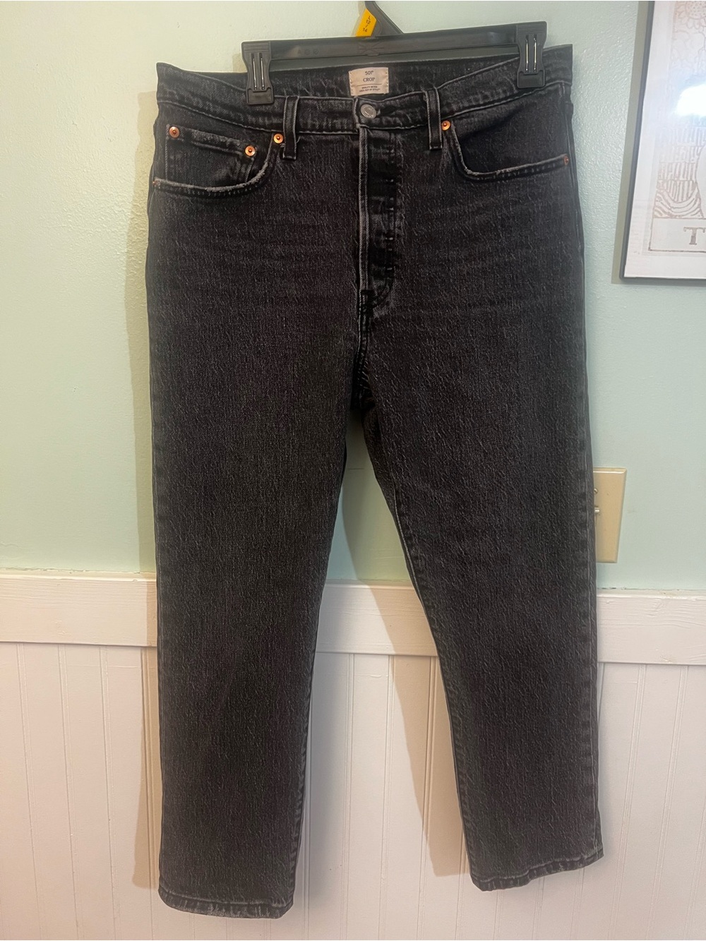 Levi’s 501 crop Black wash Denim Jeans - Blank tab women’s size 32